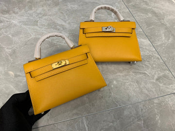 Makersluxe - HMS Bags - 1933