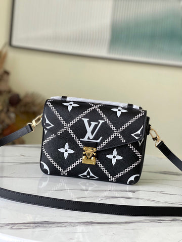 Makersluxe Lu-Vi bags - 5457