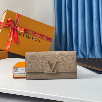 Makersluxe - LOV Wallets - 614
