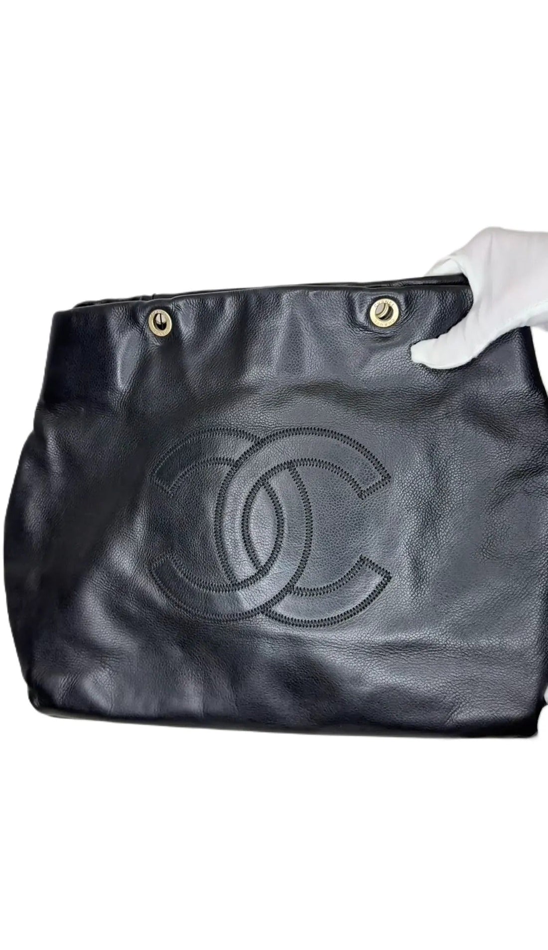 Chanel Timeless CC Tote B23-13