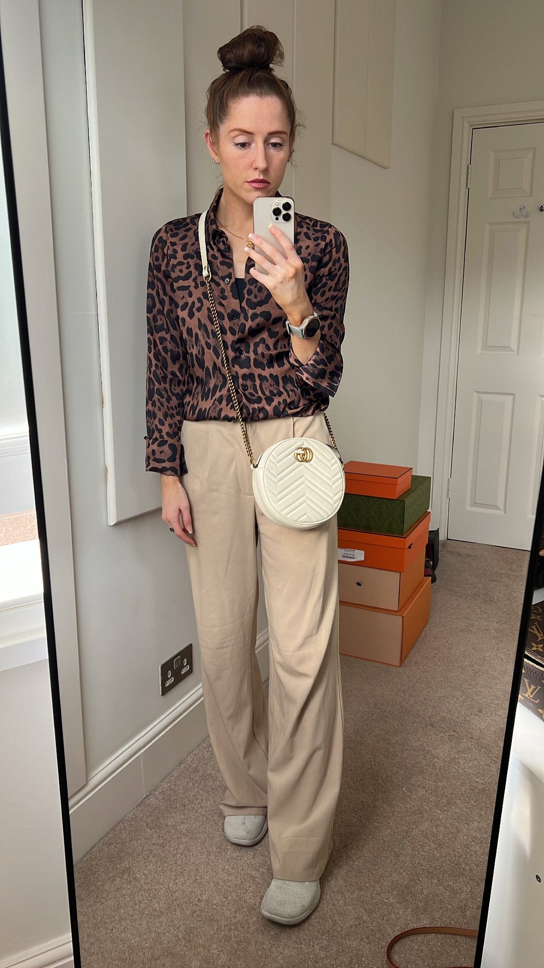 Gucci GG Round White Marmont Small Shoulder Bag (RRP £1,090)
