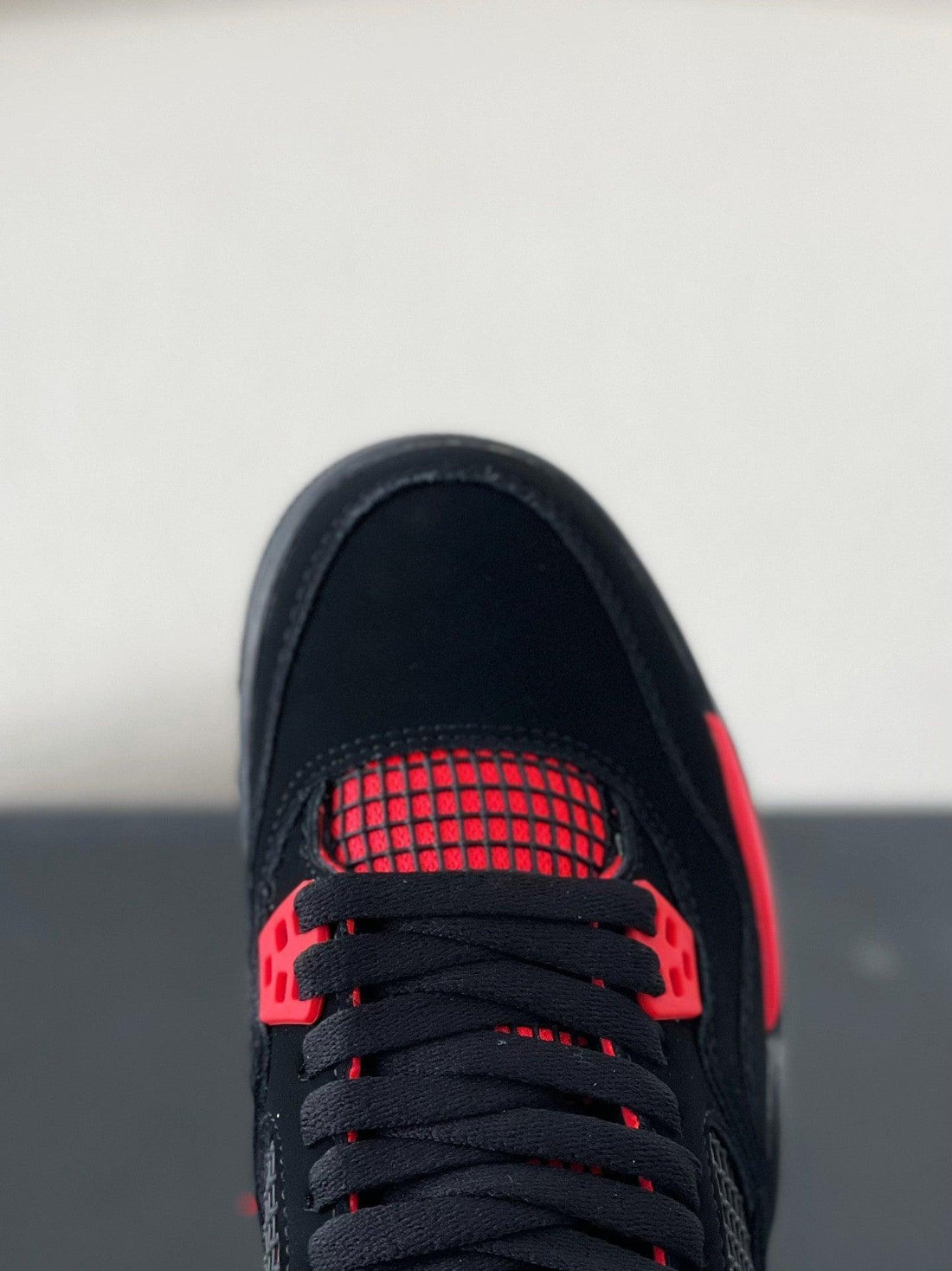 Air Jordan 4 Retro "Red Thunder"