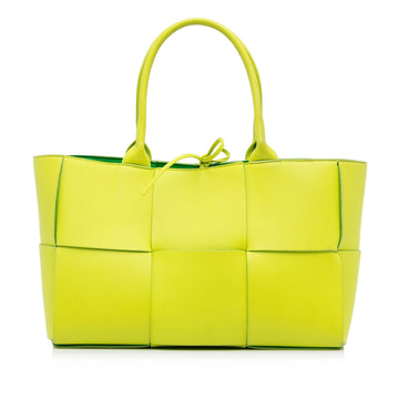 Bottega Veneta Maxi Intrecciato Small Arco Tote (MLB-NZFDyZ)