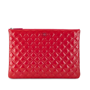 Chanel Large Quilted Patent Leather O Case Clutch (MLB-5Pt1t3)