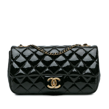 Chanel Medium Patent Goatskin CC Eyelet Flap (MLB-Xldzli)