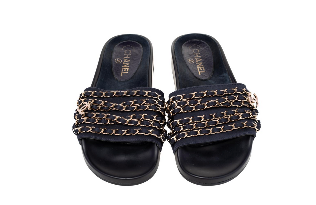 CHANEL TROPICONIC ICONIC GOLD LOGO CHAIN POOL SLIDES
