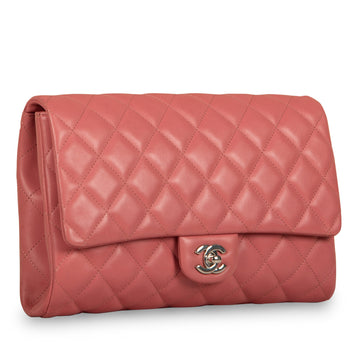 Timeless Clutch with Chain