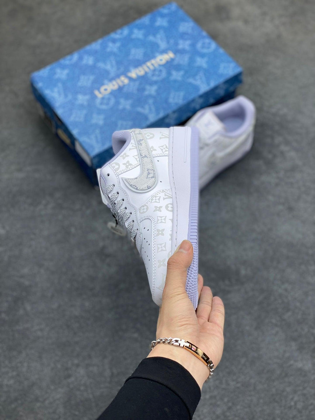 Custom Air Force 1 '07 Low “LV CV0670-200