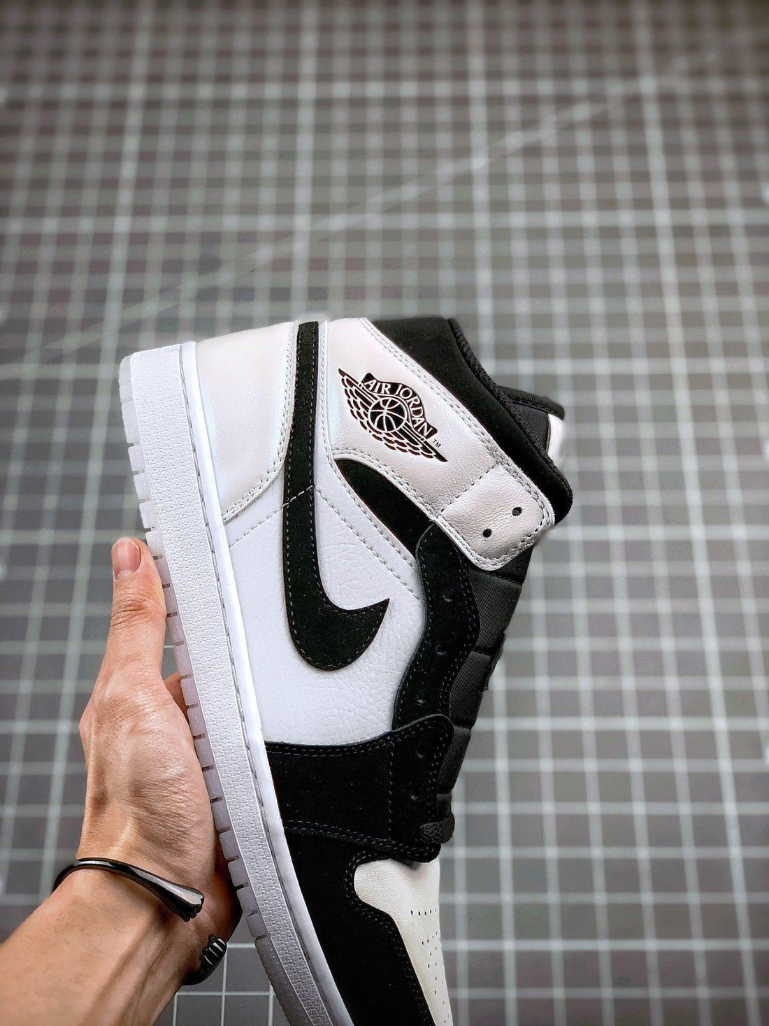 Custom Air Jordan 1 MID Black and White Panda