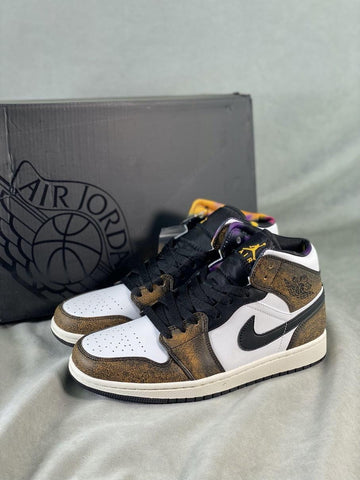 Custom Air Jordan 1 Mid DQ8417-071