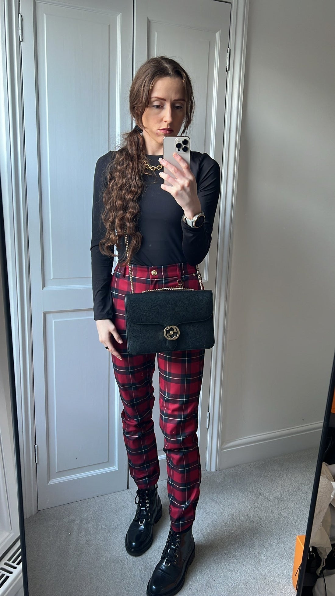 Gucci Interlocking GG Black Medium Shoulder Bag