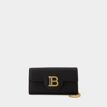 B