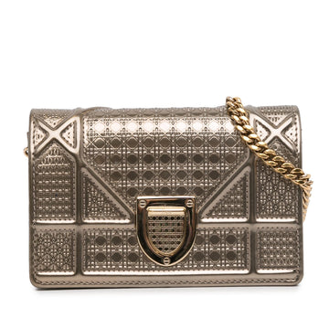 Dior Baby Patent Microcannage Diorama Wallet on Chain (MLB-Cem0dN)