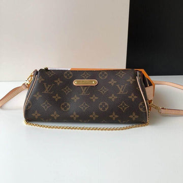 Makersluxe Monogram Eva Clutch Bag - LUV 515