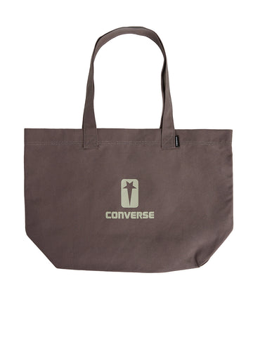 SHOPPER IN CANVAS