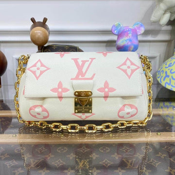 Makersluxe Monogram Leather Favorite Bag - LUV 447