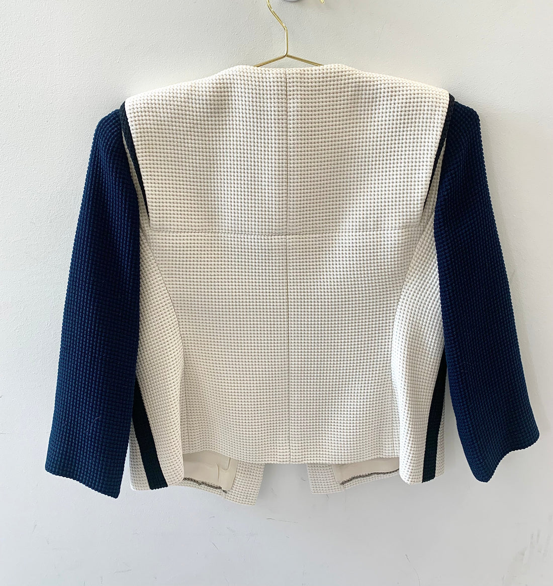 CHANEL WHITE AND BLUE BLAZER