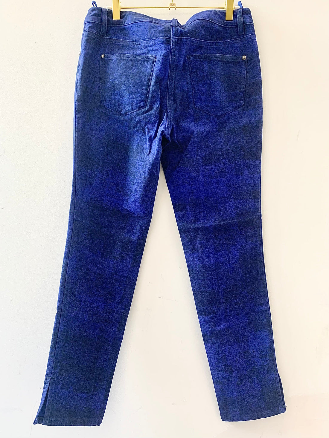 CHANEL BLUE WASHED JEANS