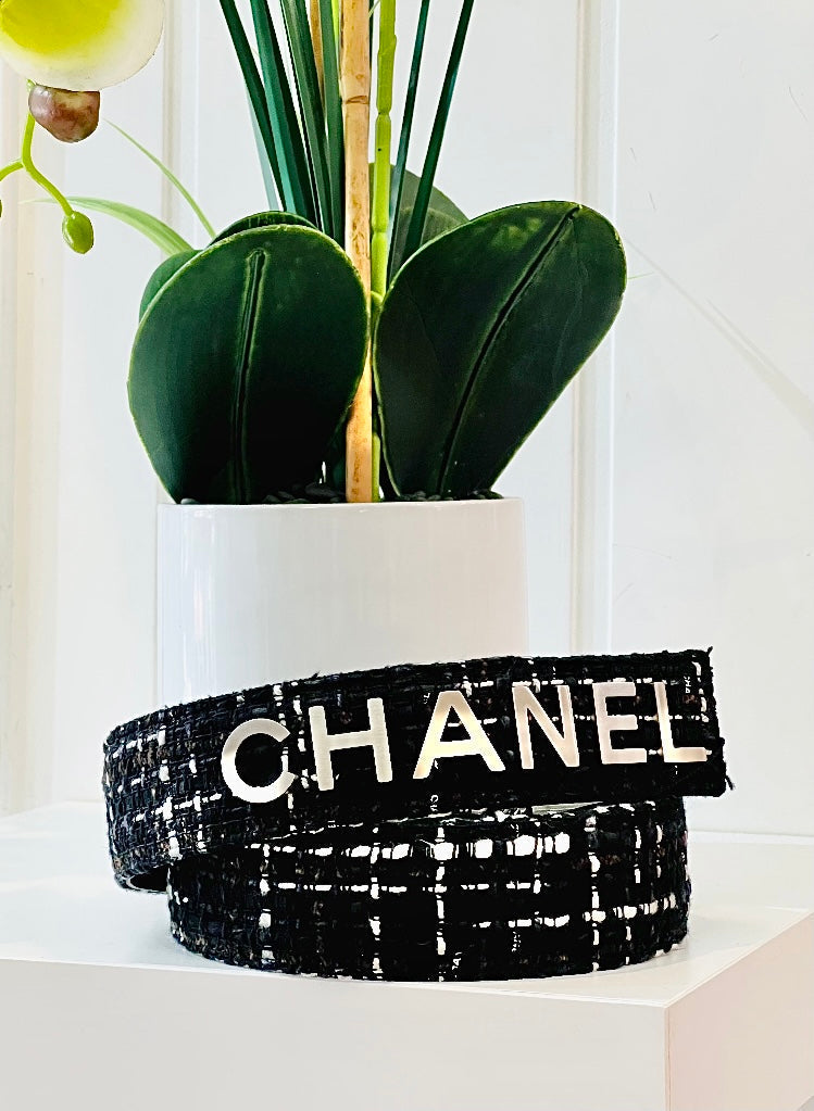 CHANEL TWEED NAVY BLUE BELT
