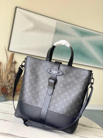 LV Eclipse M45914