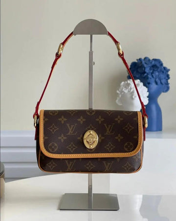 LV Monogram Tikal PM M40078