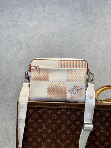 LV Trio Damier Spray M20665