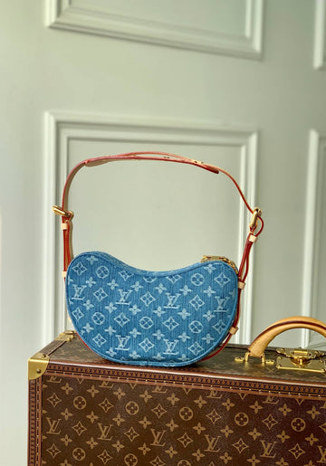 M46856 Croissant MM handbag denim blue