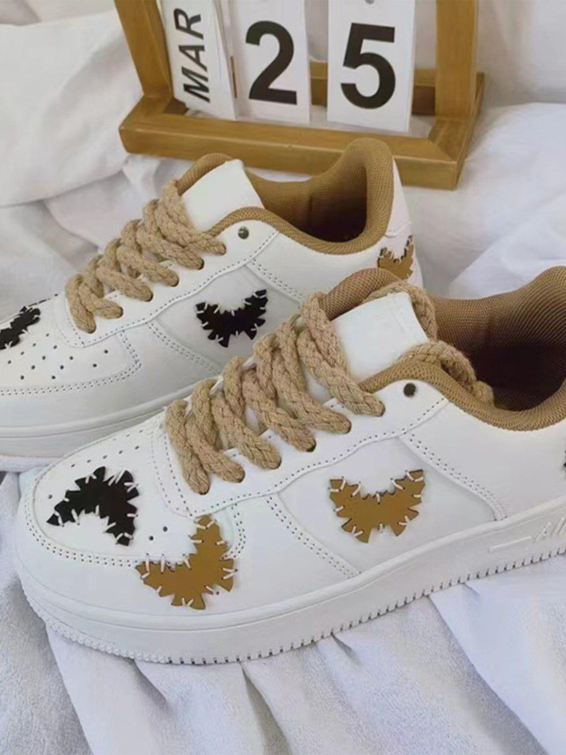 Makersluxe® - Butterfly Label Skate Shoes