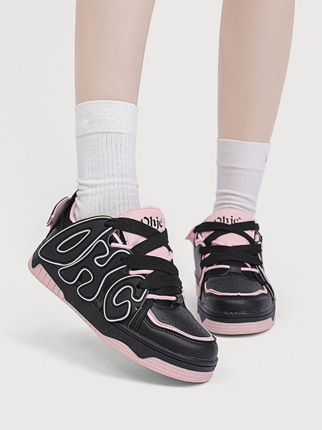 Makersluxe® - Color-coded Letters Couple Skate Shoes