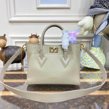 Makersluxe OnMySide PM Shoulder Bag - LUV 407