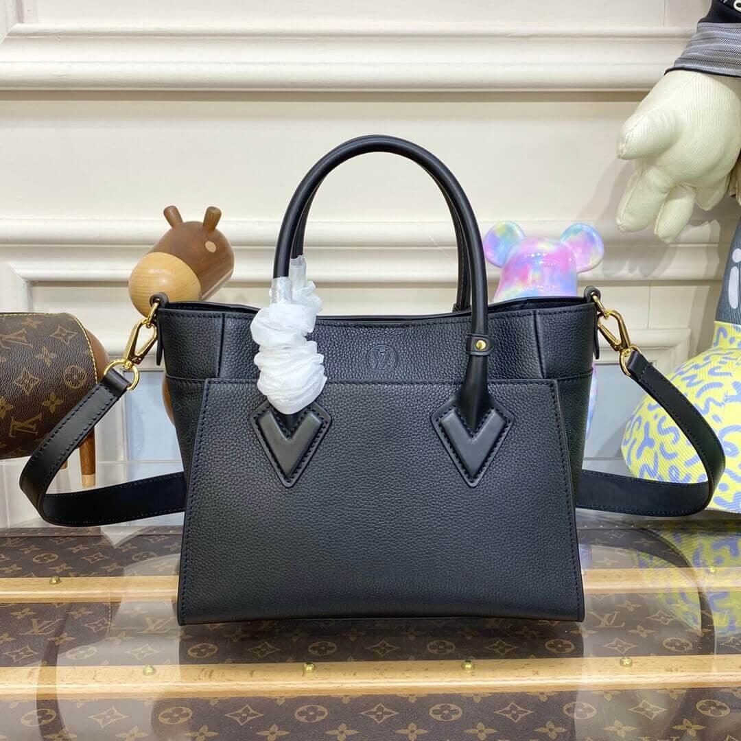 Makersluxe OnMySide PM Shoulder Bag - LUV 408