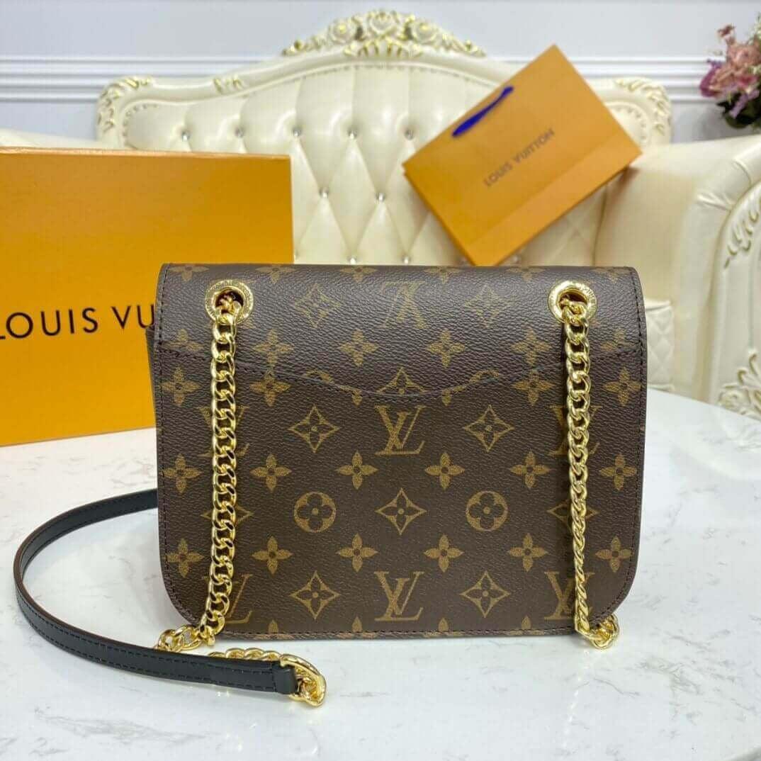 Makersluxe Passy Shoulder Bag - LUV 587