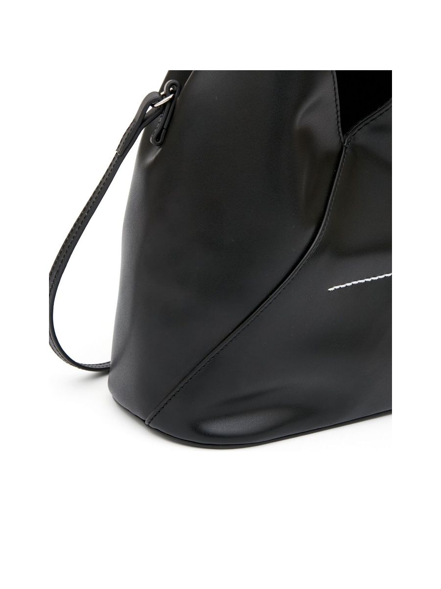 Signature Singlestitch Shoulder Bag