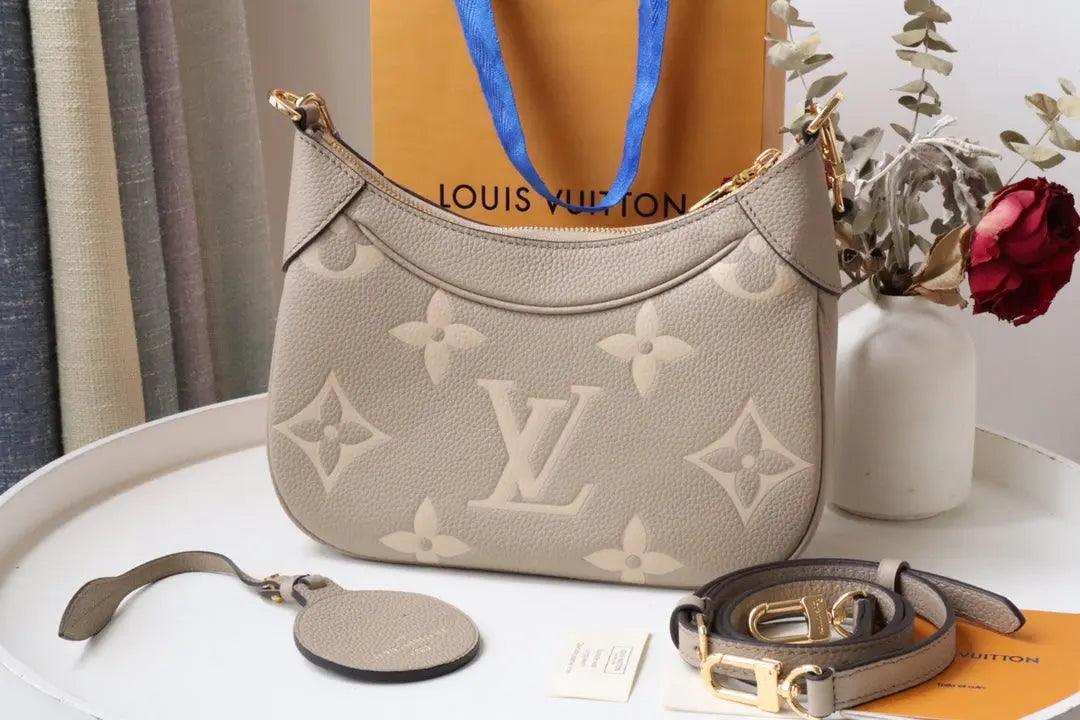 SO - New Fashion Women's Bags LUV Monogram A077