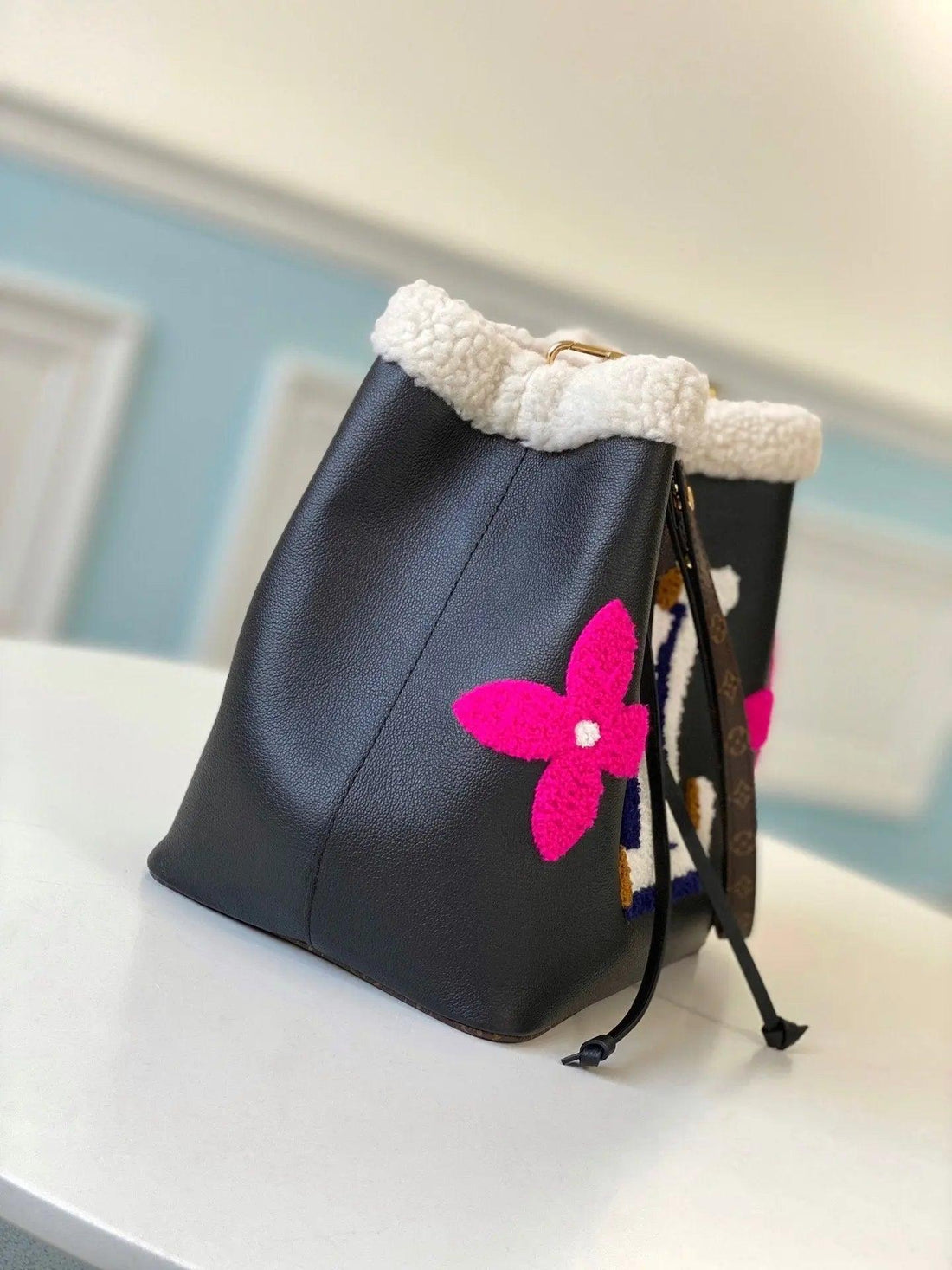 SO - New Fashion Women's Bags LUV NéoNoé Monogram A038