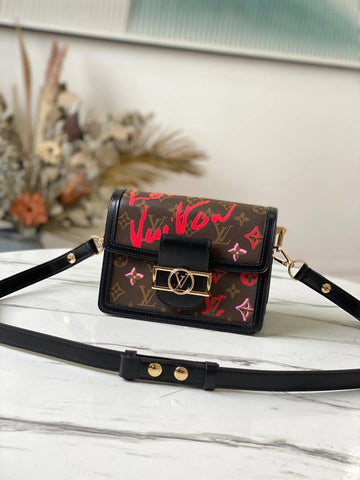 SO - New Fashion Women's Bags LUV Onthego Monogram A054