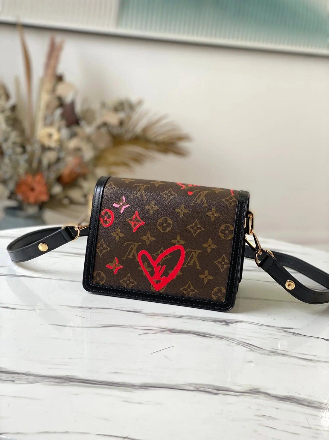 SO - New Fashion Women's Bags LUV Onthego Monogram A054