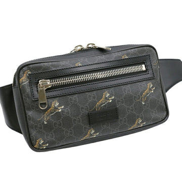 Canvas Belt Bag in Excellent Condition