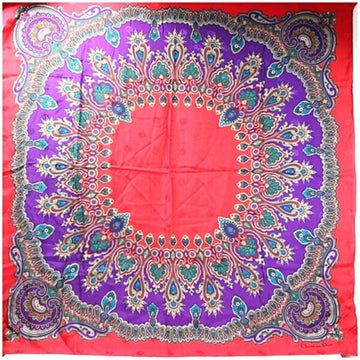 Silk Scarf with Multicolor Pattern and Wrinkle Detail