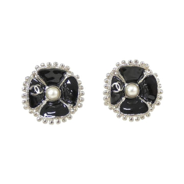 Flower Pearl Earrings
