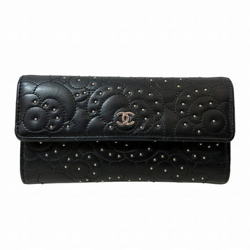 Leather Camellia Wallet with Discolored Metal Fittings