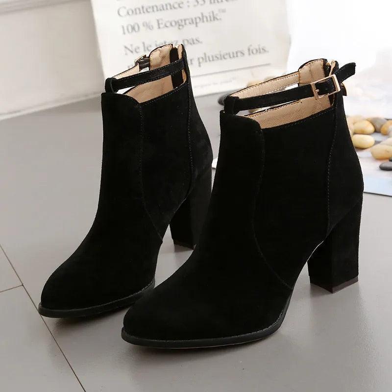 Makersluxe Shoes Kasie Women's Black Booties