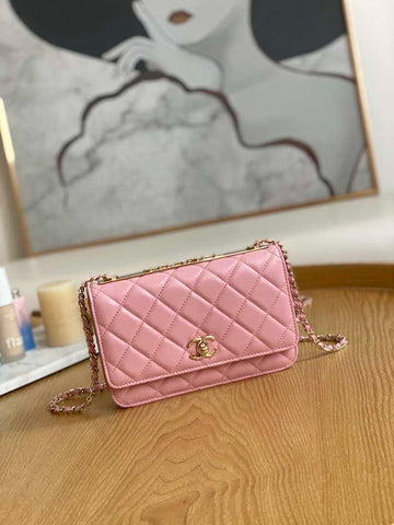 Makersluxe - Woc Chain Wallet Bag Pink