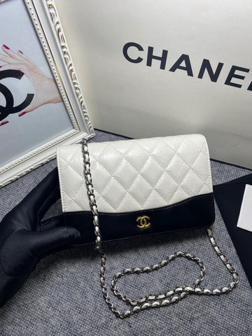 Makersluxe - CHL Wallets - 597