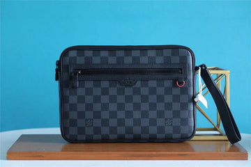 Makersluxe - LOV Men Bags - 539