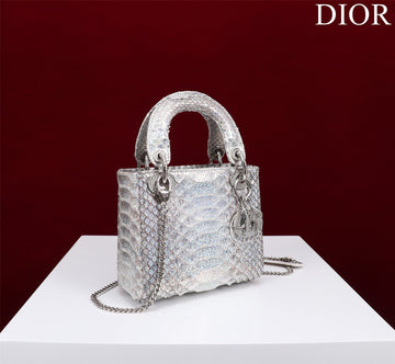 Makersluxe - Luxury Bags - DIR - 200
