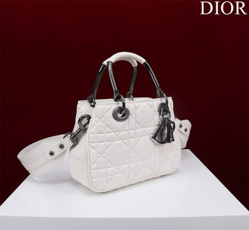Makersluxe - Luxury Bags - DIR - 243