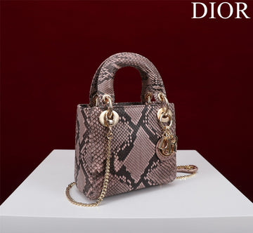 Makersluxe - Luxury Bags - DIR - 197