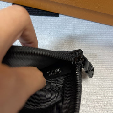 Makersluxe - LOV Men Bags - 322