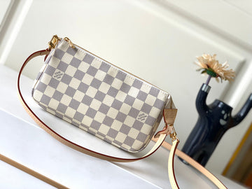 LOV - Makersluxes - 1151